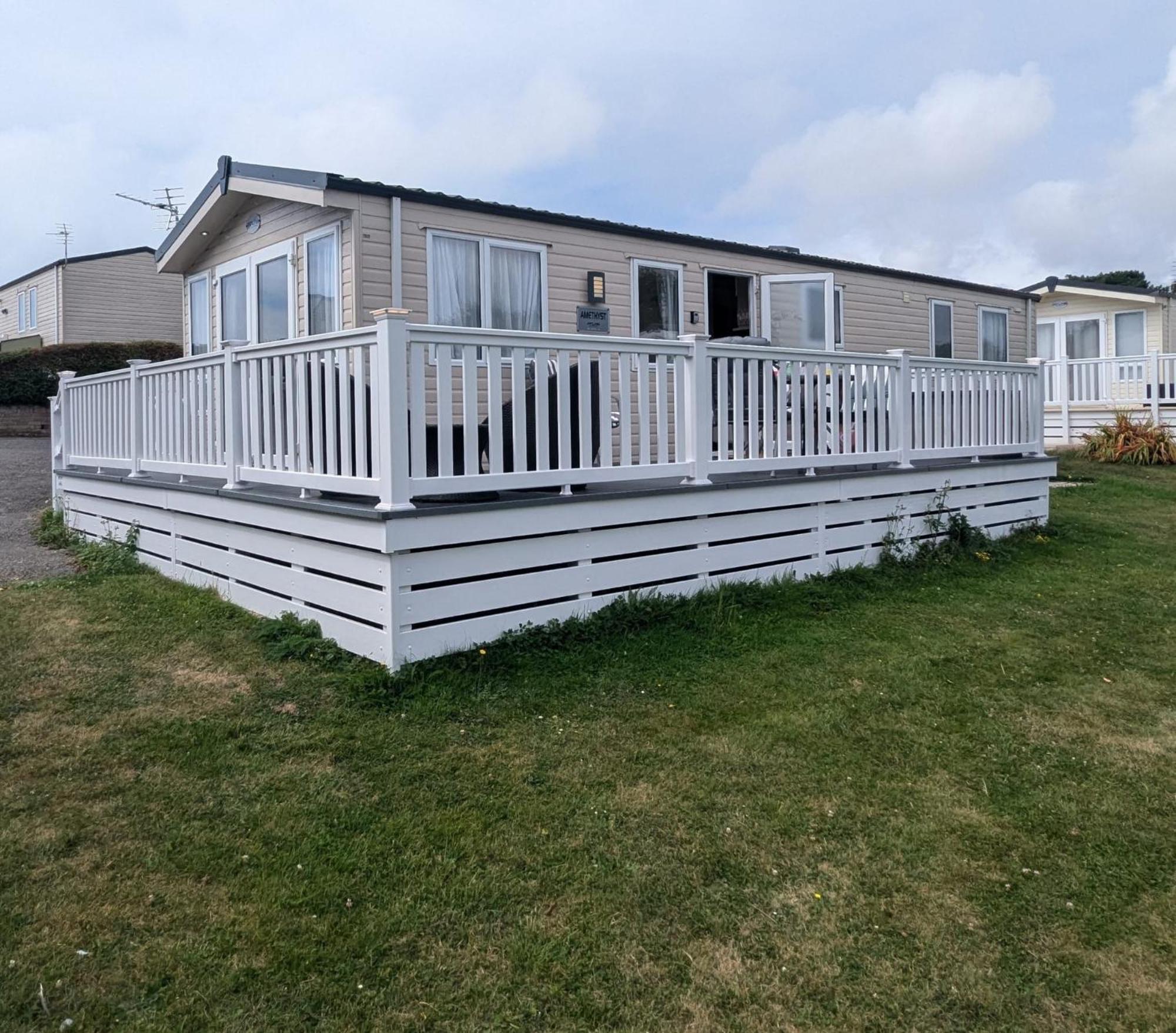 Lovely Bright And Airy Caravan On The 5 Star Shorefield Country Park Entertainment Passes Included มิลฟอร์ดออนซี ภายนอก รูปภาพ